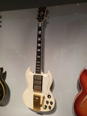 Gibson white